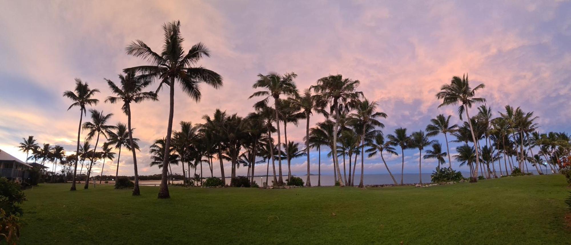 Dolphin Heads - Resort Unit - Absolute Beachfront! - Whitsunday Getaway! Mackay Extérieur photo